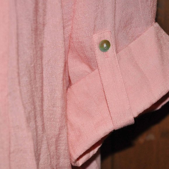 Ruby Red Woman Pale Peach 3/4 Length Sleeve Button Down Blouse Size 2X - Picture 4 of 7